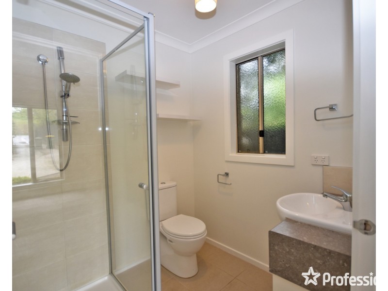 42a Ross Pincott Drive, Mooroolbark VIC 3138