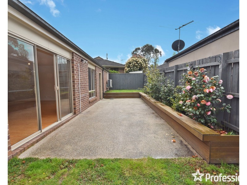 42a Ross Pincott Drive, Mooroolbark VIC 3138