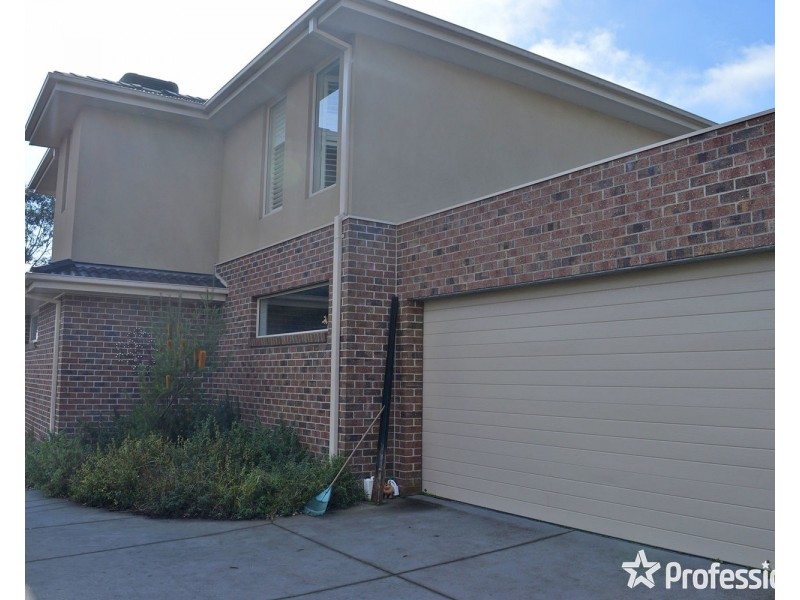 1/51 Mount View Parade, Croydon VIC 3136