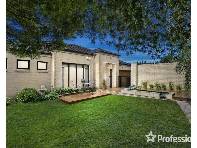 209 Cambridge Road, Mooroolbark VIC 3138