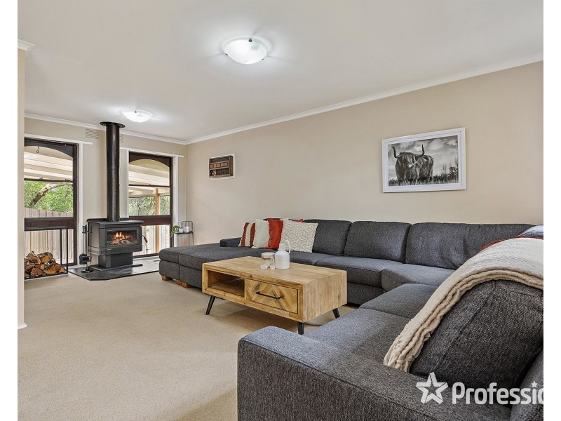 23 Actoal Drive, Montrose VIC 3765