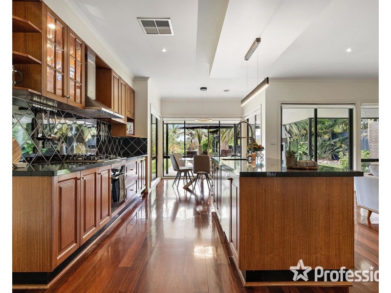 120 Cambridge Road, Kilsyth VIC 3137