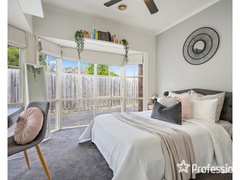 120 Cambridge Road, Kilsyth VIC 3137