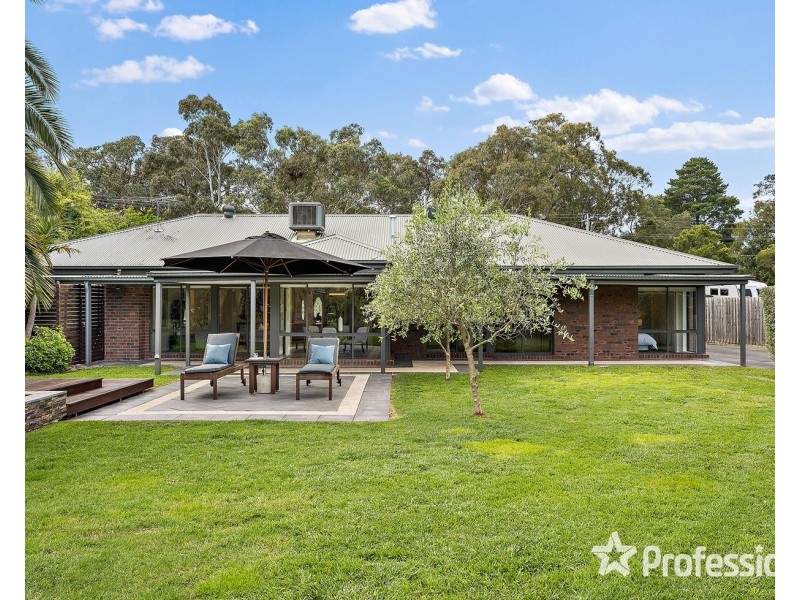 120 Cambridge Road, Kilsyth VIC 3137