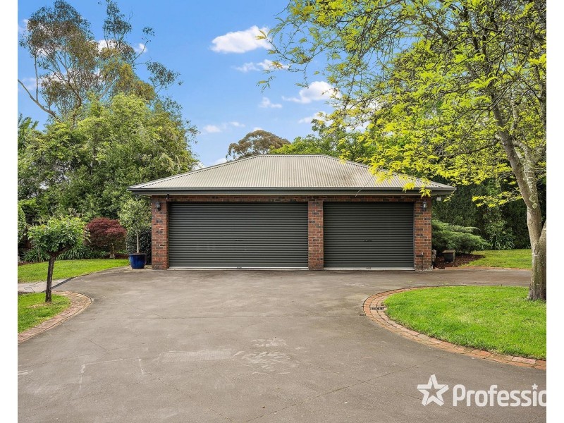 120 Cambridge Road, Kilsyth VIC 3137