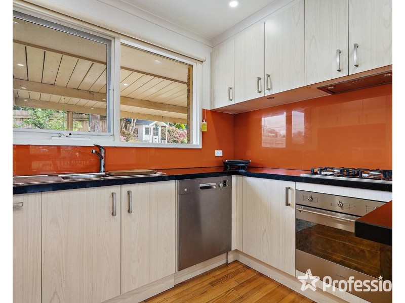 13 Alawara Drive, Mooroolbark VIC 3138