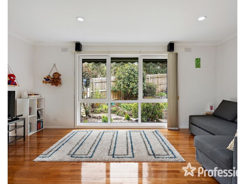 13 Alawara Drive, Mooroolbark VIC 3138