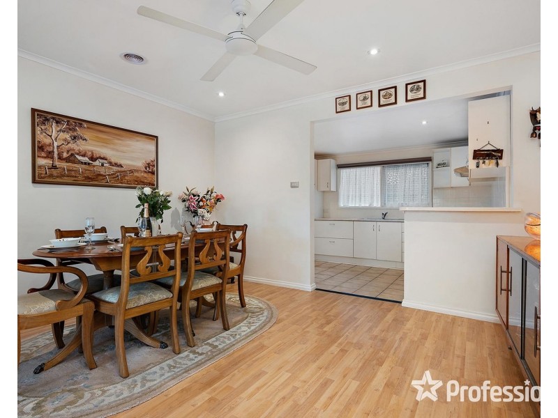 7 Holmes Road, Mooroolbark VIC 3138