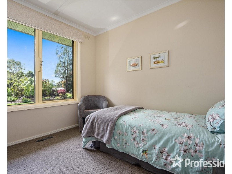 42 Fernhill Road, Mount Evelyn VIC 3796