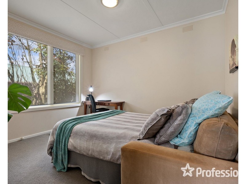 42 Fernhill Road, Mount Evelyn VIC 3796