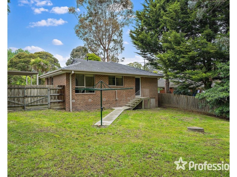 27 The Avenue, Montrose VIC 3765