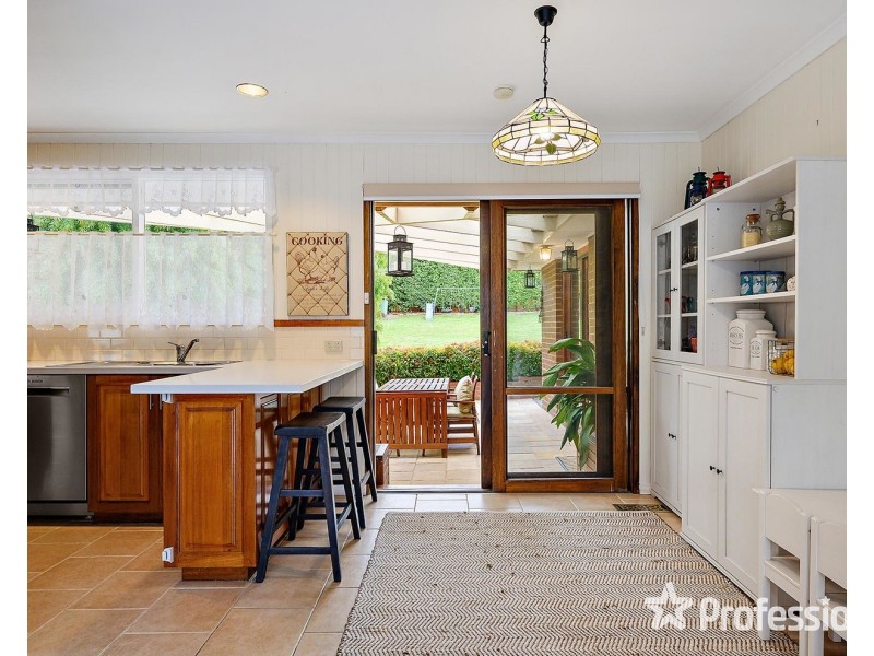 37 Kipling Avenue, Mooroolbark VIC 3138