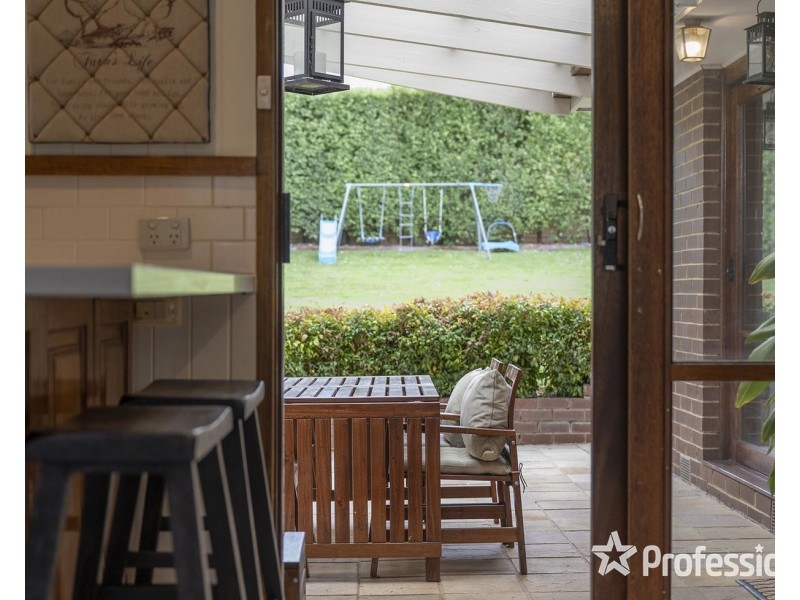 37 Kipling Avenue, Mooroolbark VIC 3138