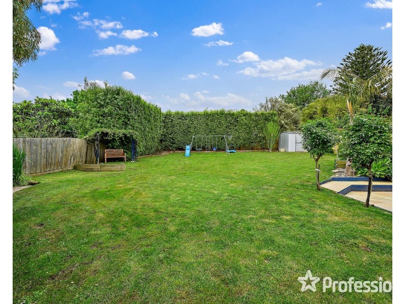 37 Kipling Avenue, Mooroolbark VIC 3138