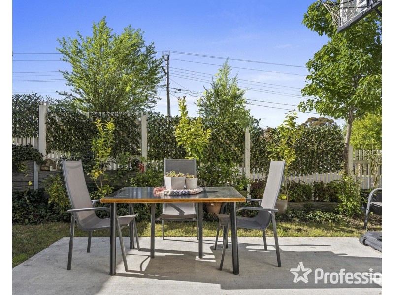 4 Amadeo Way, Chirnside Park VIC 3116