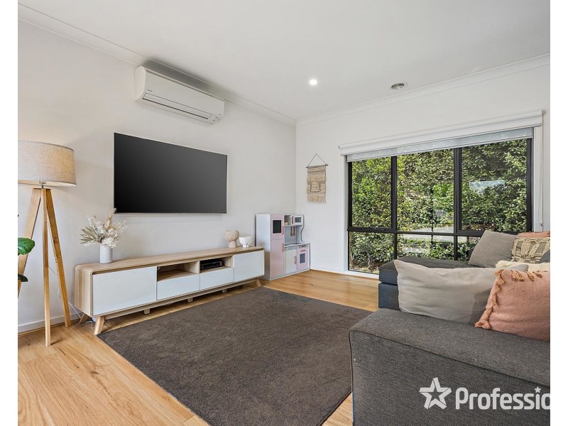 12a Wandana Street, Mooroolbark VIC 3138
