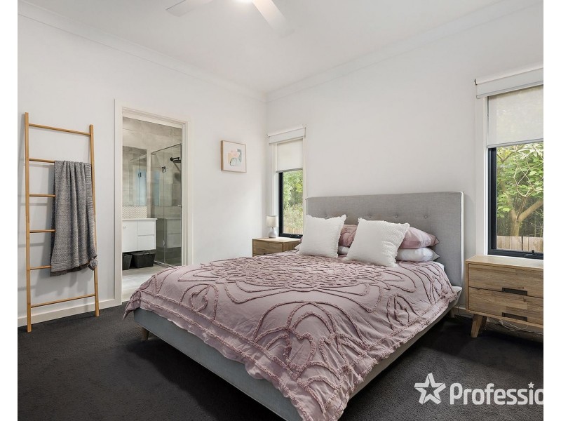 12a Wandana Street, Mooroolbark VIC 3138