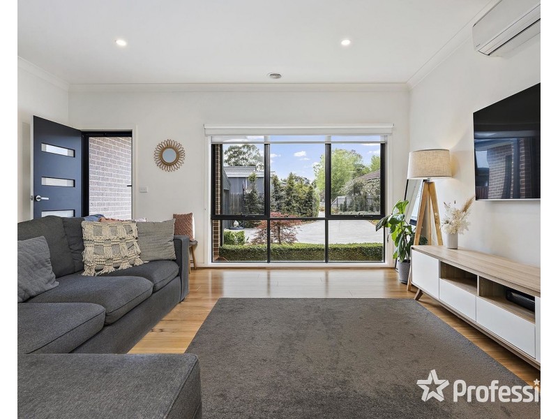 12a Wandana Street, Mooroolbark VIC 3138