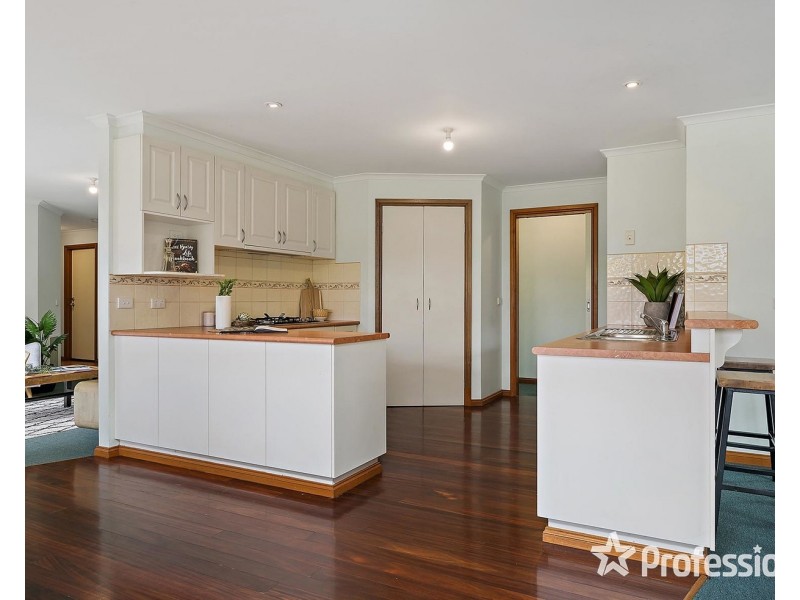 1b Bourke Street, Mount Evelyn VIC 3796