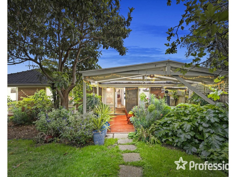 66 Meadowgate Drive, Chirnside Park VIC 3116