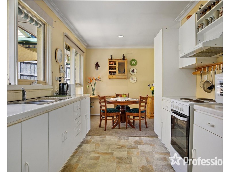 20 Bristol Crescent, Lilydale VIC 3140