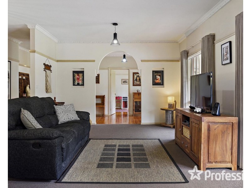 317-319 Monbulk Road, Silvan VIC 3795