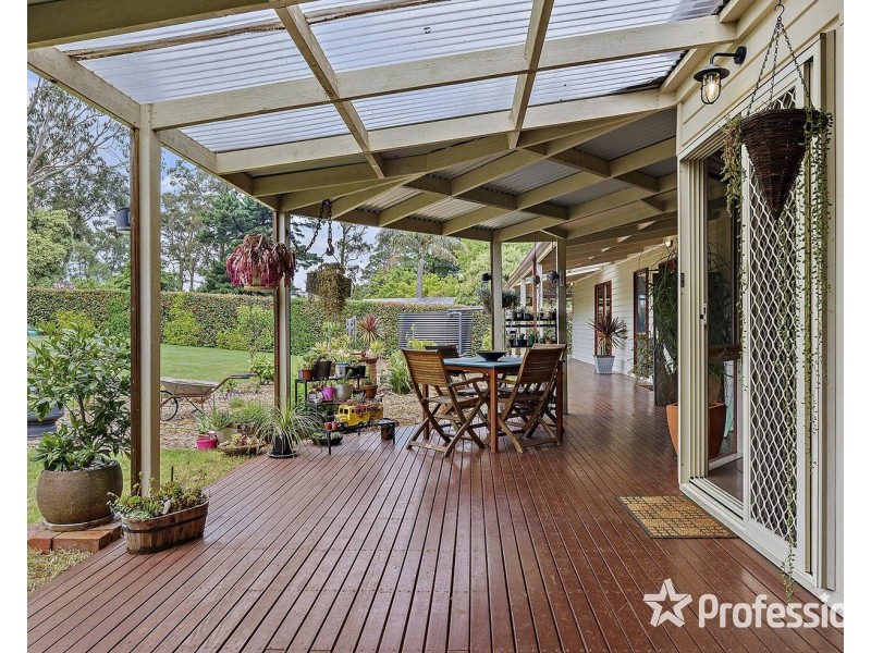 317-319 Monbulk Road, Silvan VIC 3795