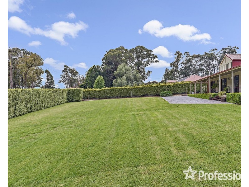 317-319 Monbulk Road, Silvan VIC 3795