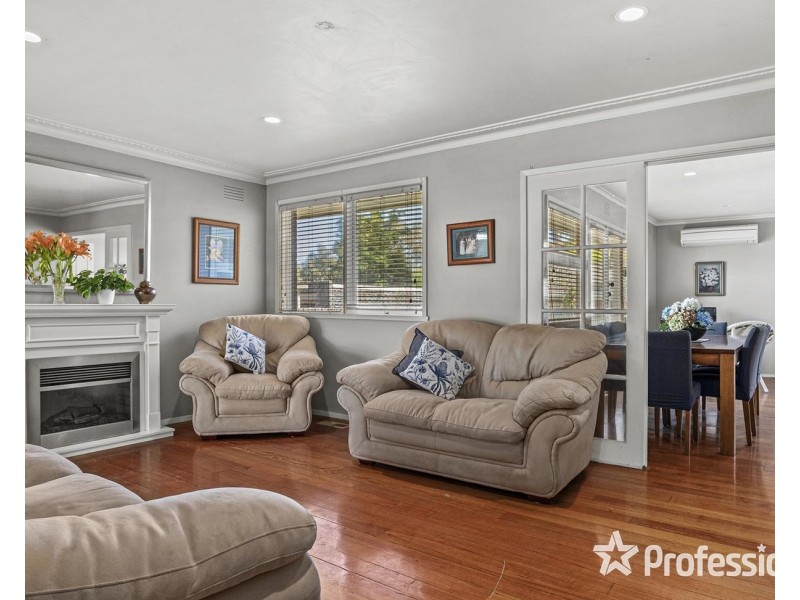 31 Geoffrey Drive, Kilsyth VIC 3137