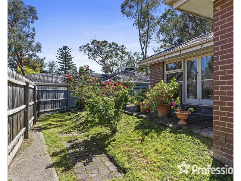 31 Geoffrey Drive, Kilsyth VIC 3137