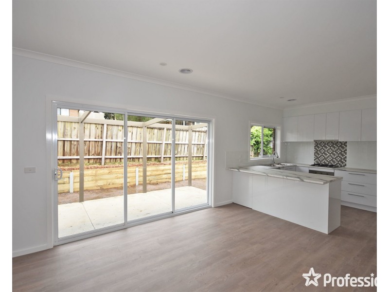 7a Homer Avenue, Croydon South VIC 3136