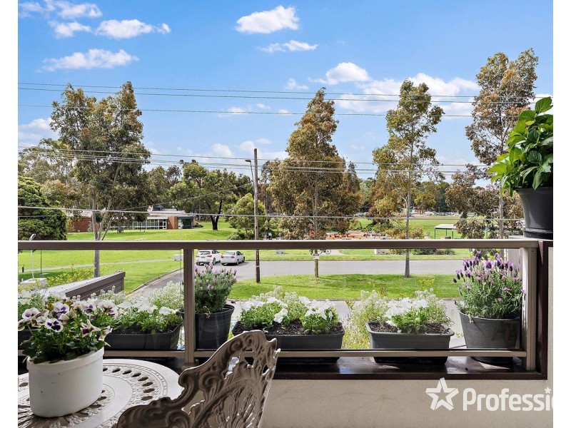 2 Adriana Close, Mooroolbark VIC 3138