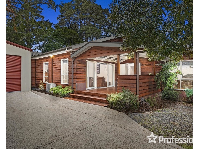 21 Elsie Grove, Mount Evelyn VIC 3796