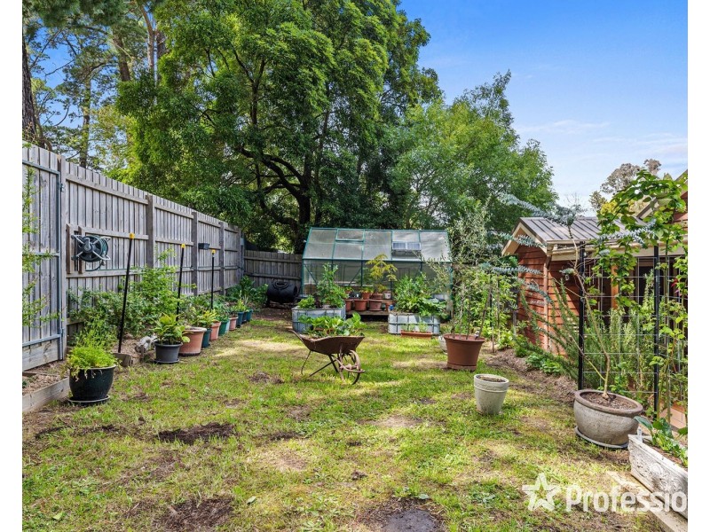 21 Elsie Grove, Mount Evelyn VIC 3796