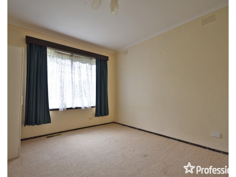 36 Geoffrey Drive, Kilsyth VIC 3137