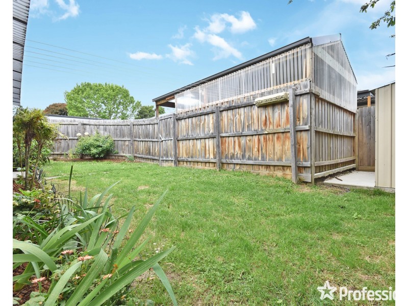 36 Geoffrey Drive, Kilsyth VIC 3137