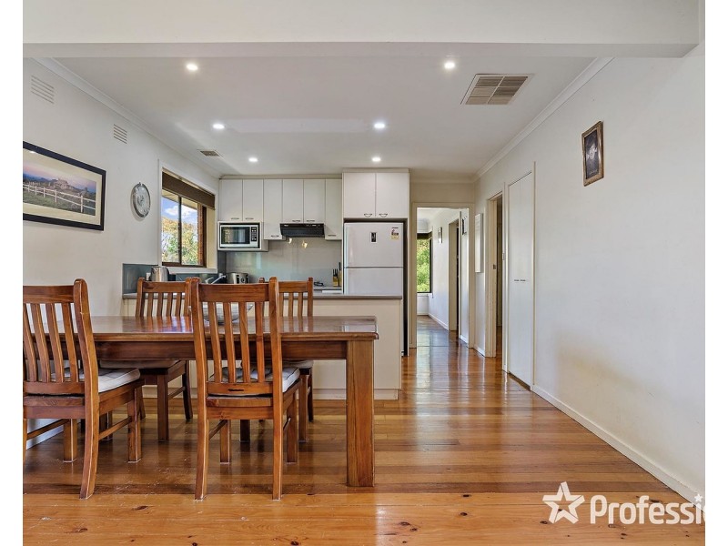 67 Carronvale Road, Mooroolbark VIC 3138