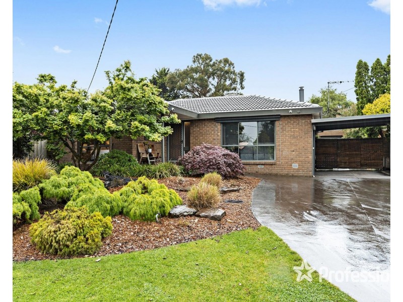 33 Lauriston Drive, Coldstream VIC 3770
