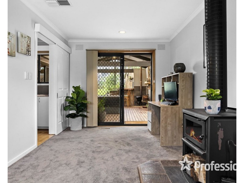 33 Lauriston Drive, Coldstream VIC 3770