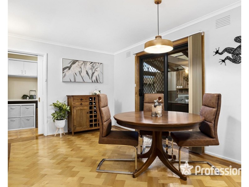 33 Lauriston Drive, Coldstream VIC 3770