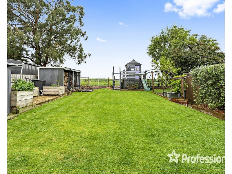 33 Lauriston Drive, Coldstream VIC 3770