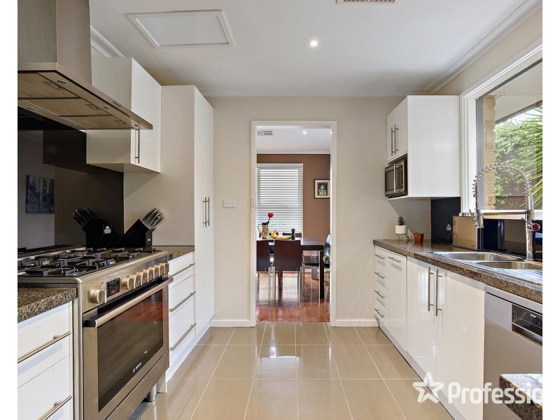 104 Daffodil Road, Boronia VIC 3155