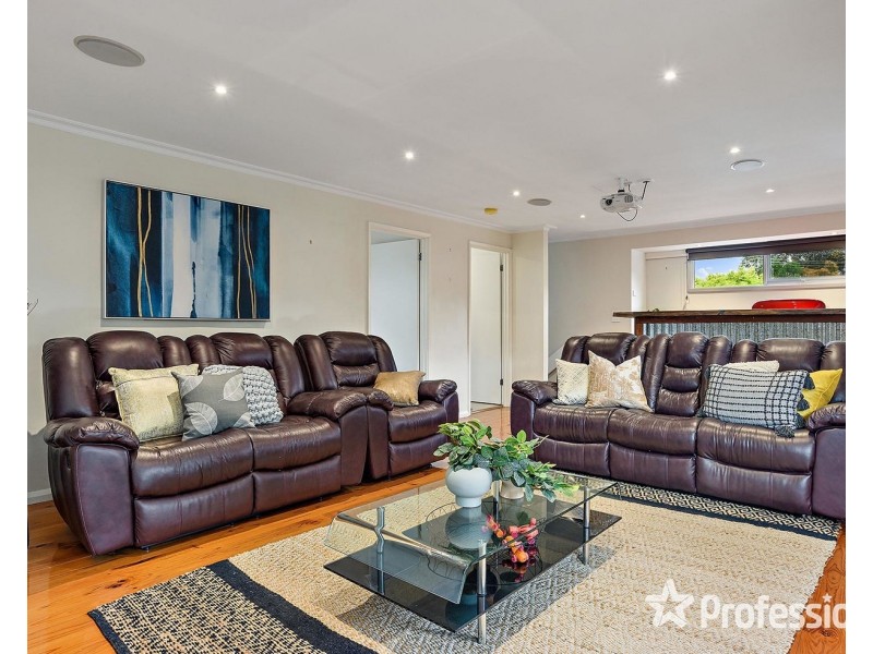 104 Daffodil Road, Boronia VIC 3155