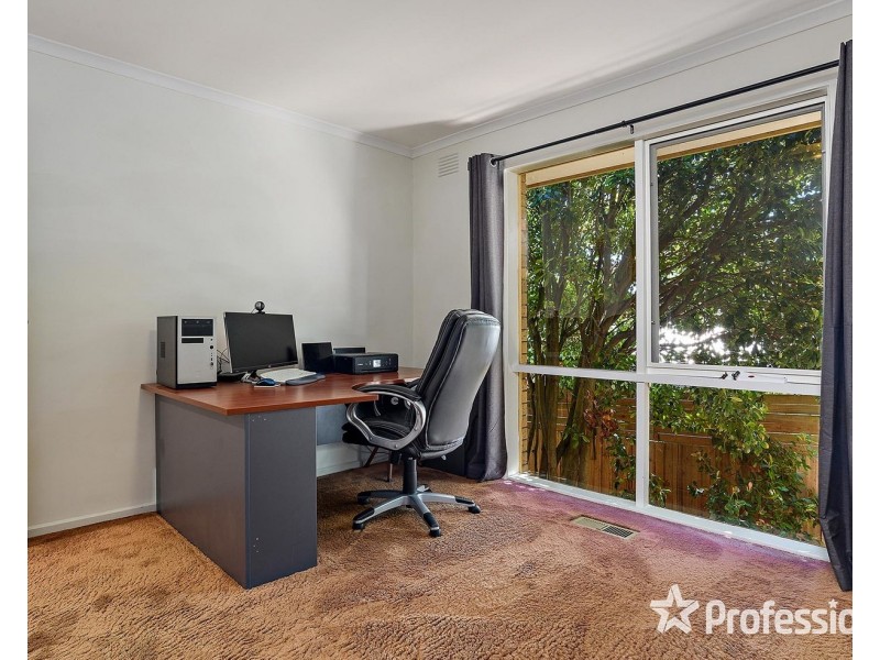 4 Nevados Street, Mooroolbark VIC 3138