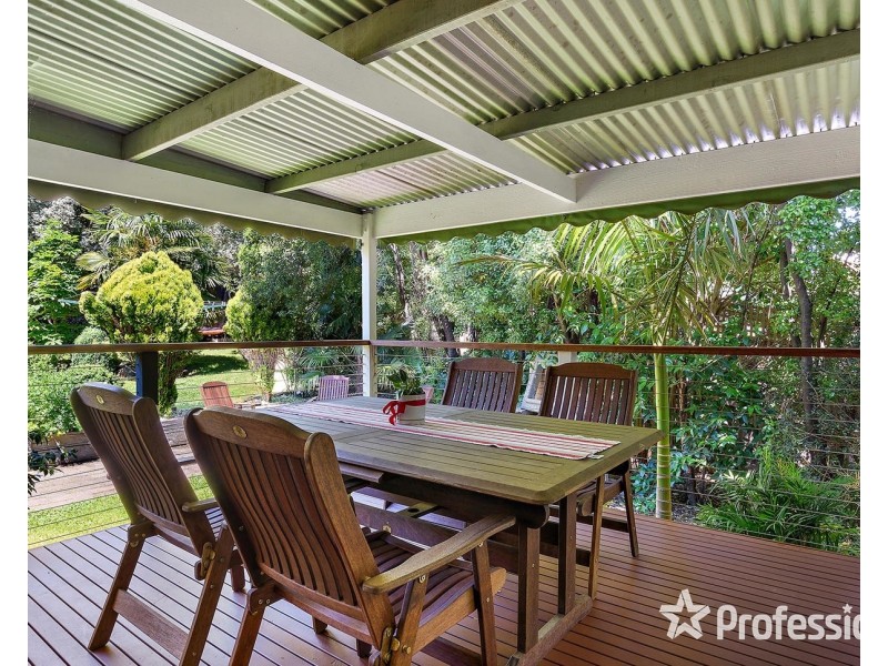 4 Nevados Street, Mooroolbark VIC 3138