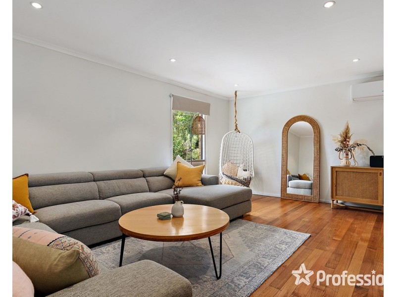 36 Batterbee Drive, Mooroolbark VIC 3138