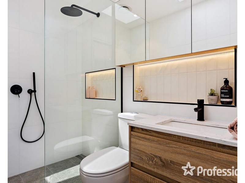 36 Batterbee Drive, Mooroolbark VIC 3138