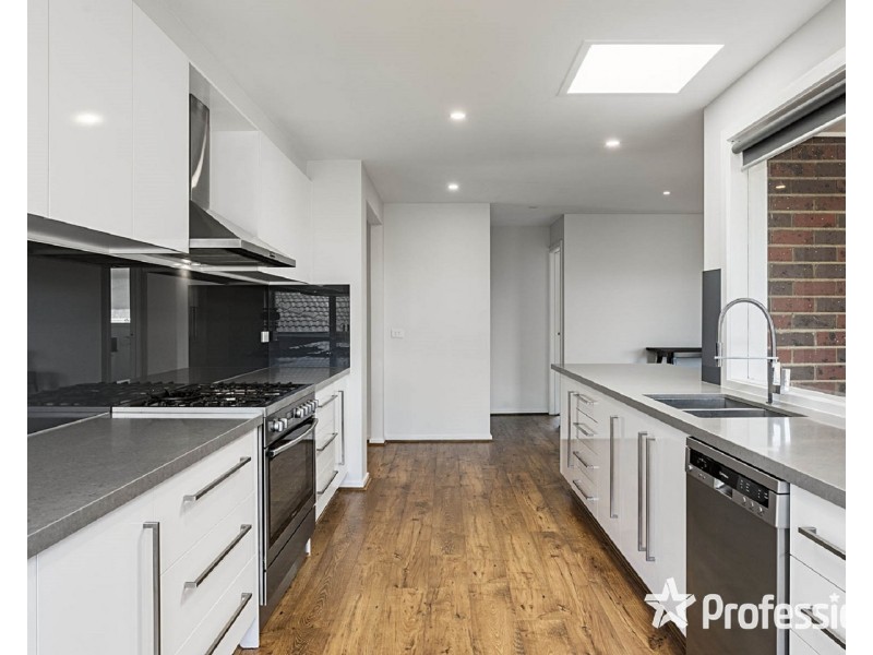 4 East Link, Chirnside Park VIC 3116