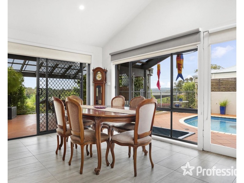 29 Barrowby Avenue, Woori Yallock VIC 3139