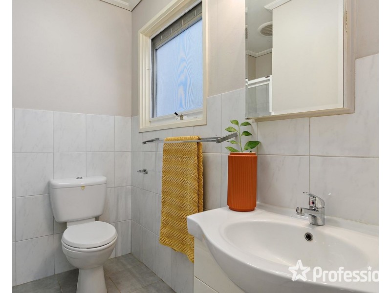 67 Diane Crescent, Croydon VIC 3136